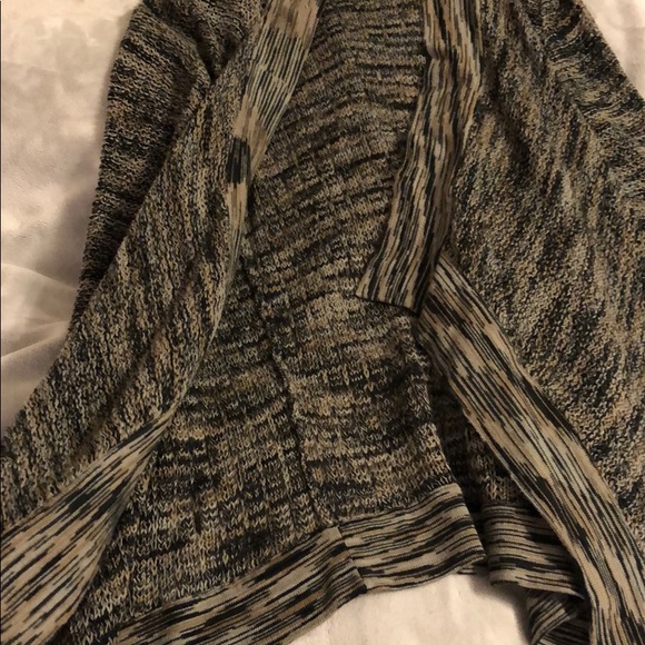 Cardigan - Picture 4 of 4